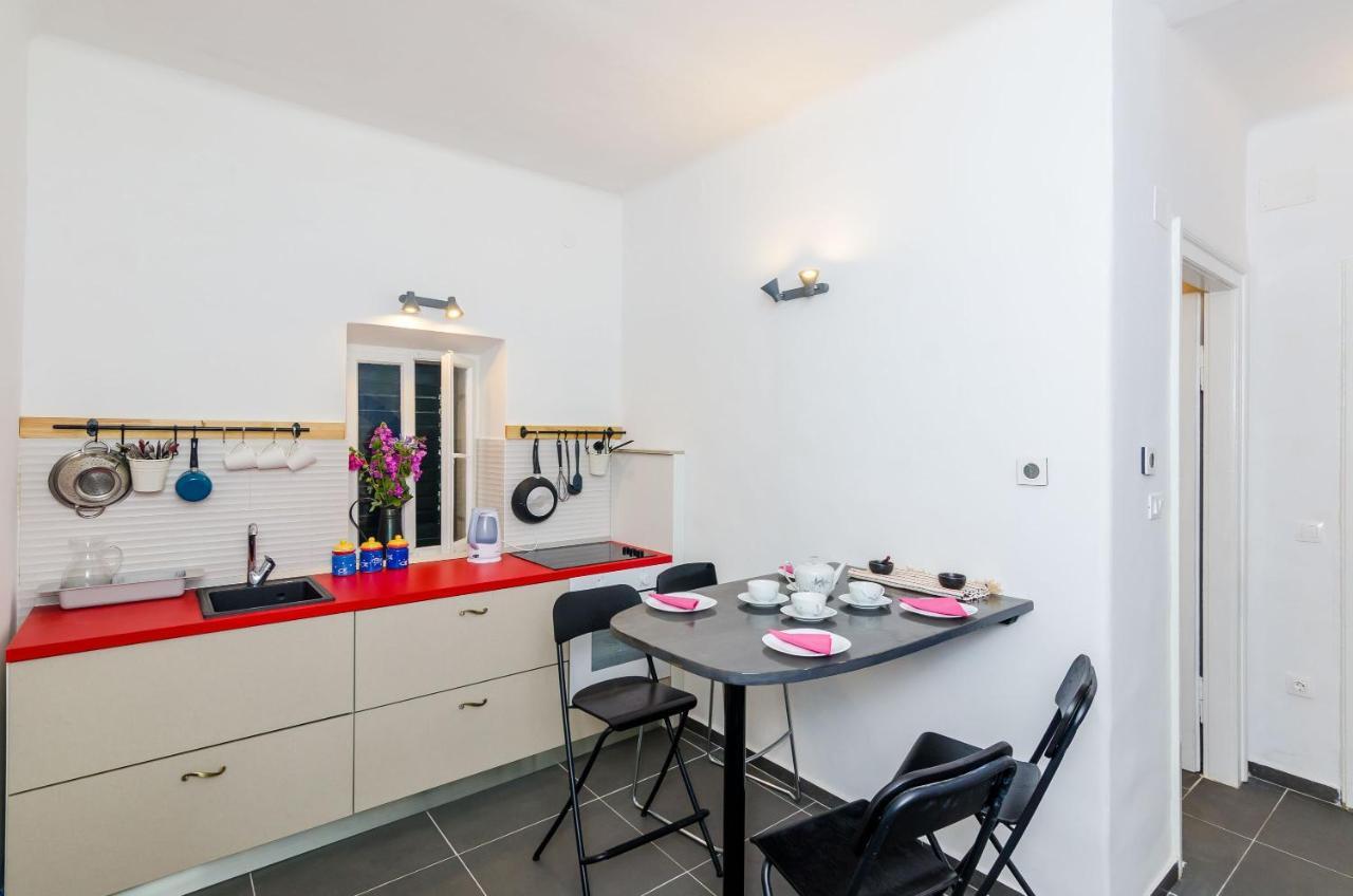 Apartments Eos & Vespera Дубровник Екстериор снимка
